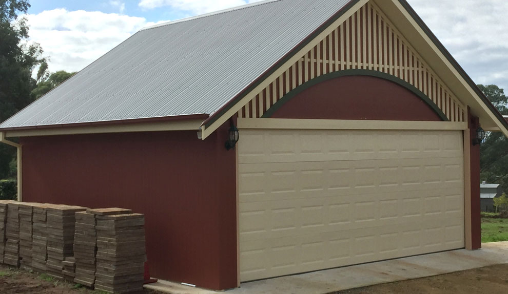Workshop garage with Insulspan insulated roof and wall panels